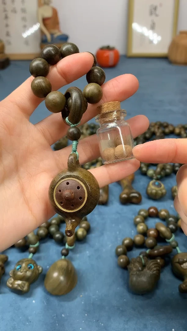 【闪购商品】维腊木（绿檀）把件把把壶香囊 送1瓶香丸