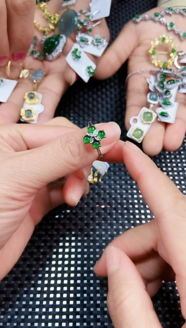 【闪购商品】翡翠戒指未镶嵌111111111