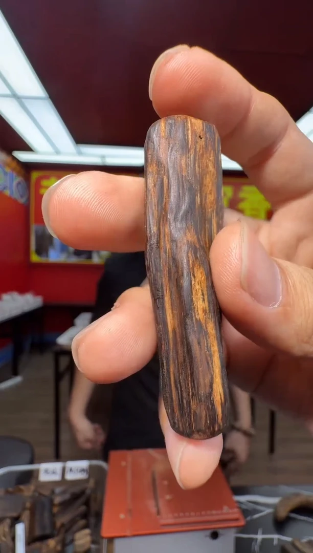 沉香吊坠f28达拉干多样性发一