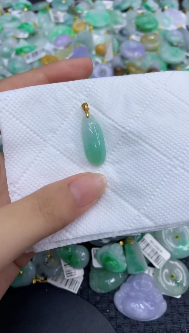 颈饰未镶嵌翡翠天然缅甸A货翡翠