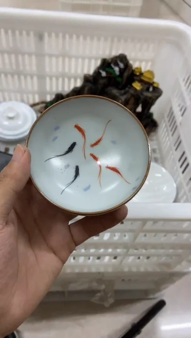 无运费险有瑕疵的摄影的产品有使用过的痕迹有点脏介意勿拍