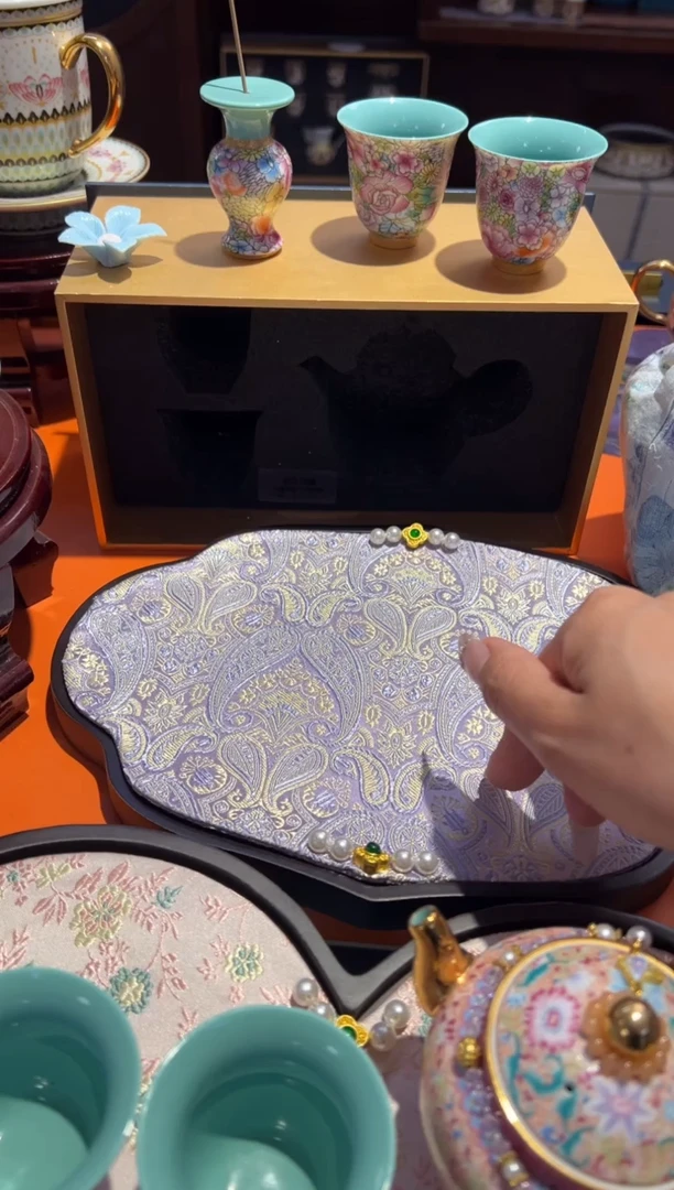 瓷片小乔闪购链接