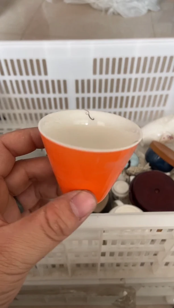 无运费险有瑕疵的摄影的产品有使用过的痕迹有点脏介意勿拍