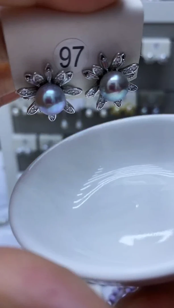 银S925镶嵌海水珍珠耳饰97