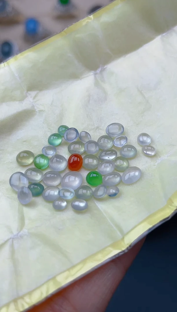 未镶嵌定制翡翠天然翡翠蛋面36