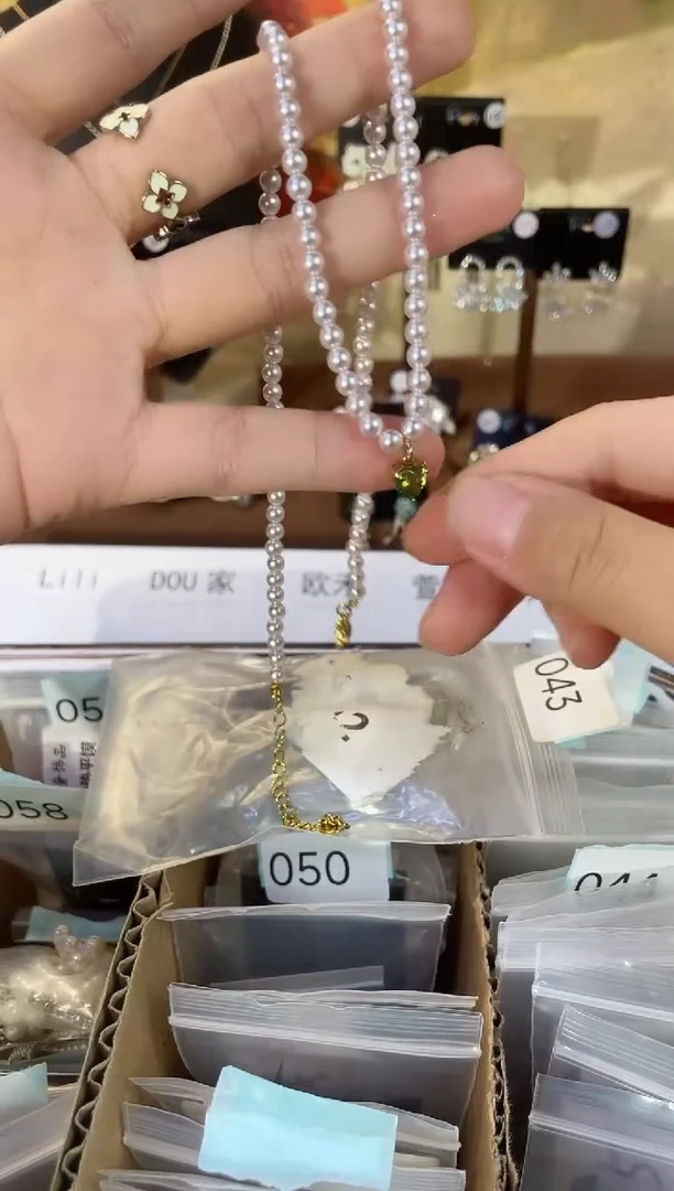 铜合金锆石合金时尚饰品  043