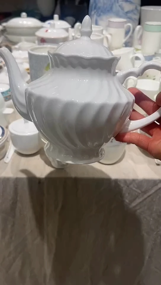 瓷螺纹壶隆达骨瓷
