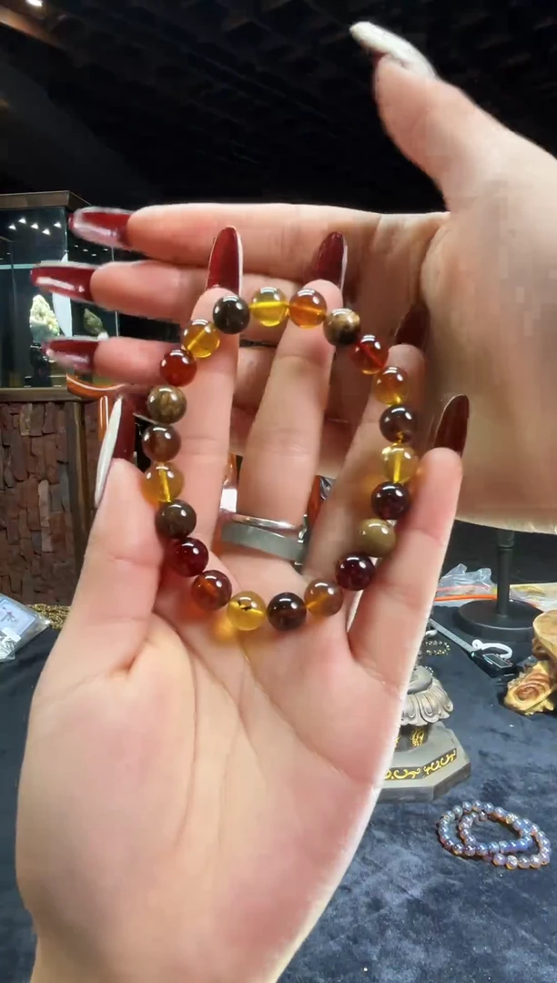 琥珀颈饰未镶嵌风**轻缅甸琥珀福利多宝手串