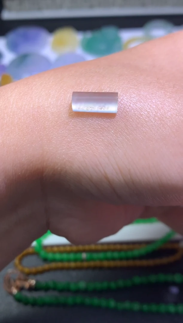 未镶嵌定制翡翠毛货