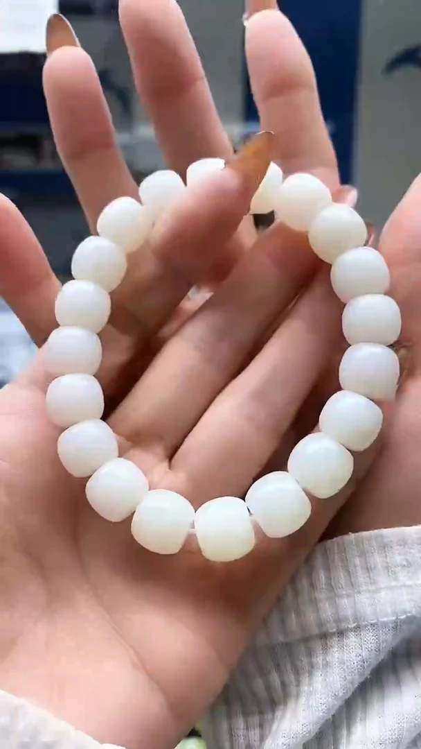 未镶嵌手串和田玉直切且末白12