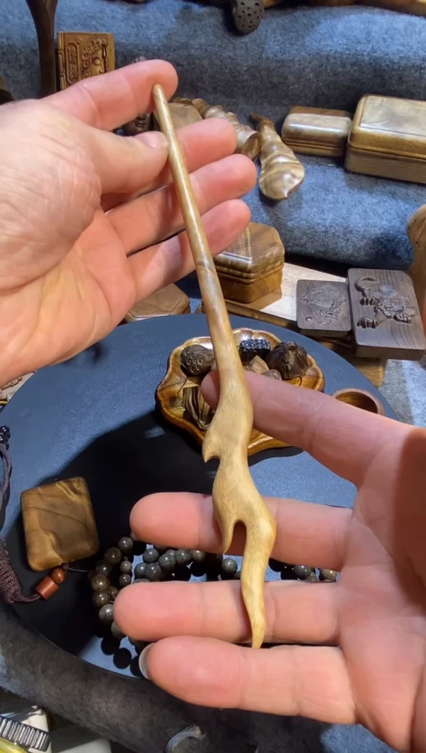 小叶金丝楠木   发簪