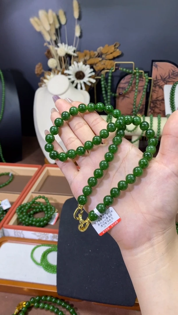 【闪购商品】和田玉（碧玉）颈饰未镶嵌10菠菜微黑