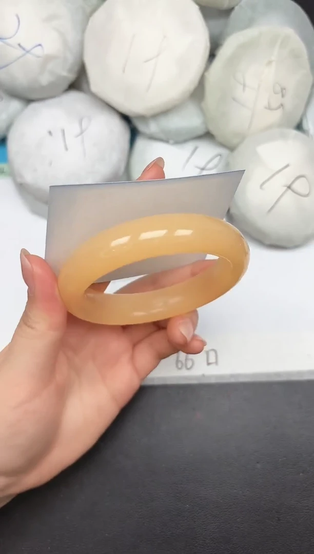 未镶嵌手镯石英质玉A201/58.7