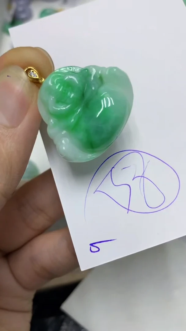 颈饰未镶嵌翡翠缅甸A货翡翠