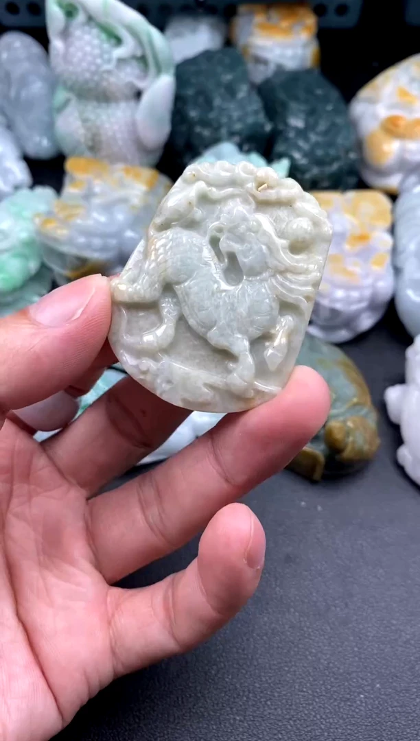 吊坠(不含链)未镶嵌翡翠1