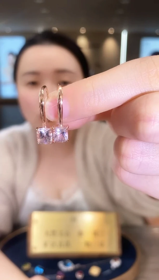 【闪购商品】绿柱石（摩根石）耳饰银S925镶嵌01