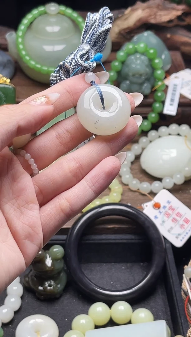 吊坠(不含链)未镶嵌和田玉新疆黑山 平安扣9012384