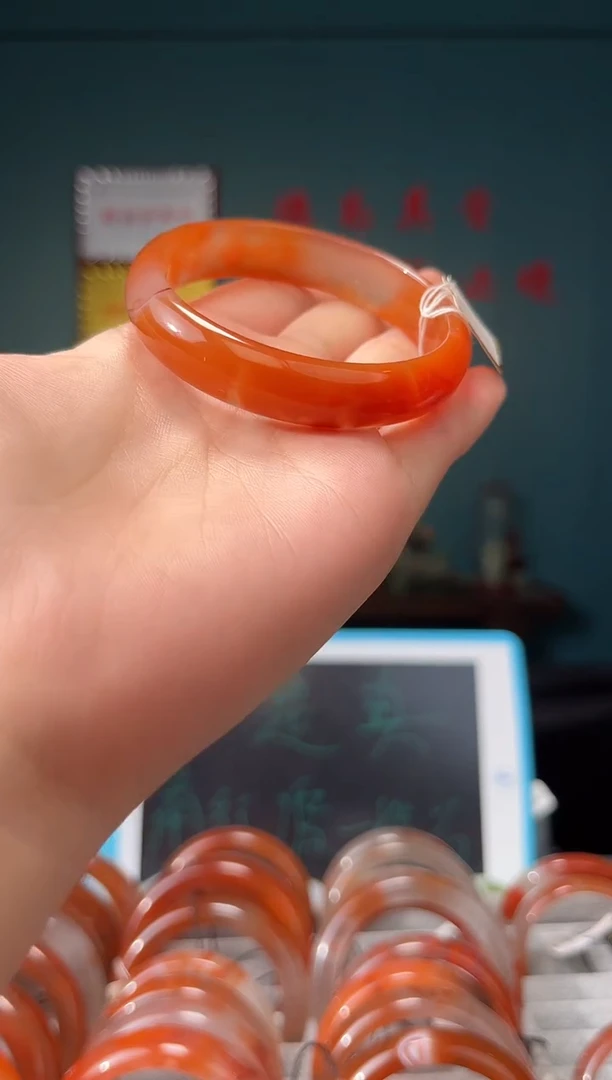 南红玛瑙未镶嵌颈饰53/54