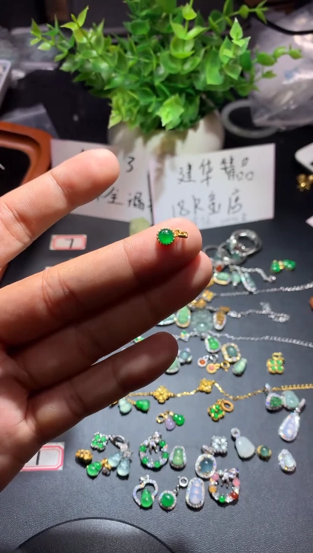 吊坠(不含链)银S925镶嵌翡翠小***61