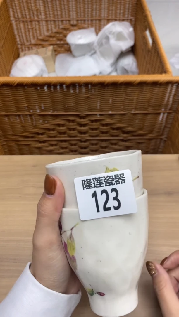 瓷片?****?隆莲瓷器欢迎大家