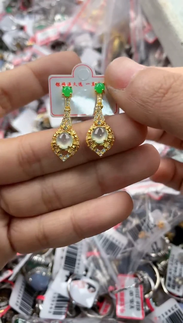 银S925镶嵌戒指翡翠666              7