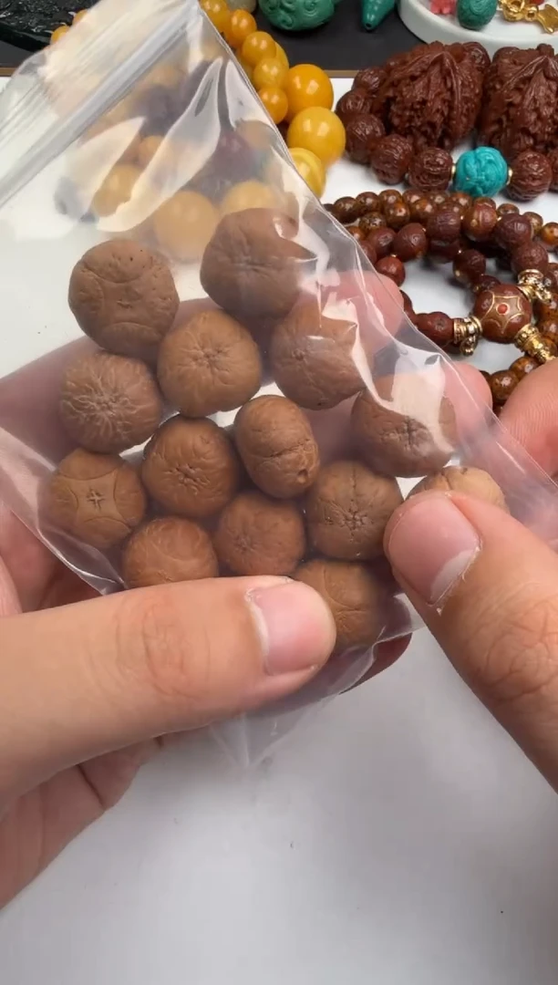 凤眼菩提吊坠旷*?凤眼菩提