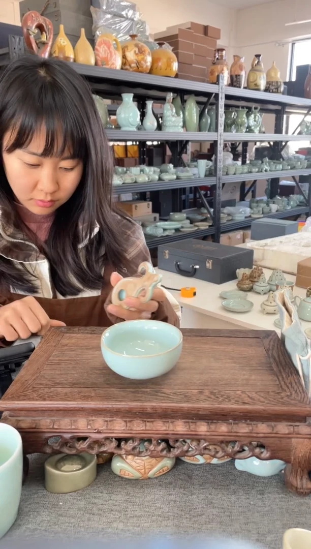 【闪购商品】瓷片微瑕天青福字杯