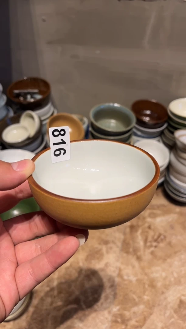 【闪购商品】瓷片816  外陶内青料碟1个