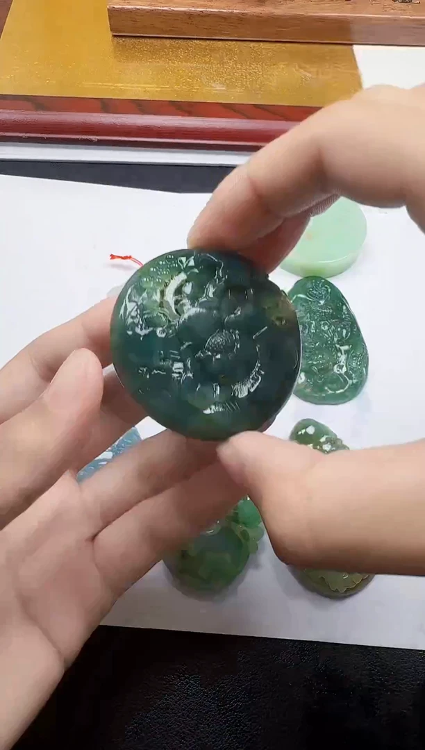 吊坠(不含链)未镶嵌翡翠1