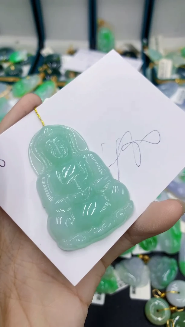 翡翠未镶嵌颈饰魔*?1111111