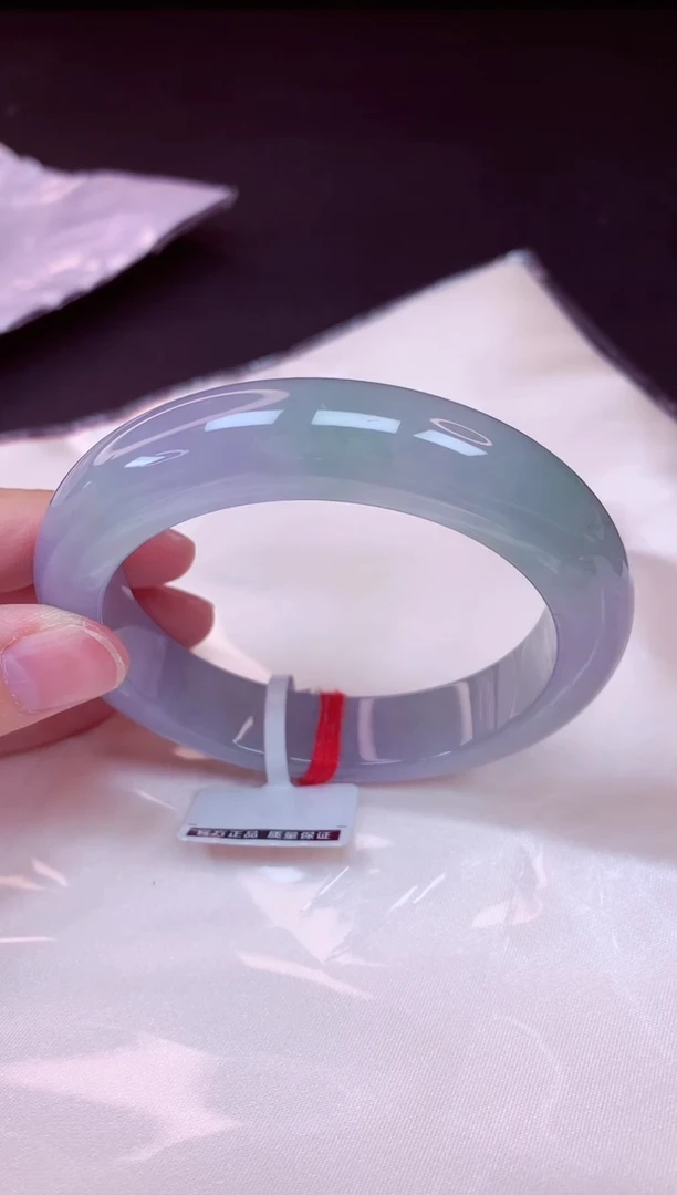 未镶嵌手镯翡翠琦?57（48小时鉴赏期 ）