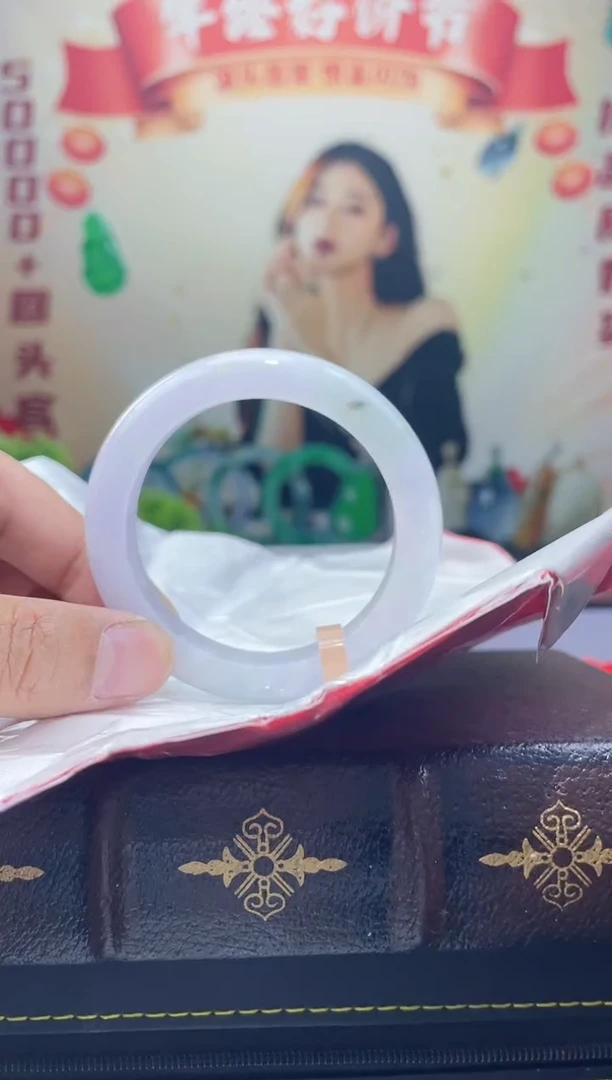 【闪购商品】翡翠手镯未镶嵌手镯9