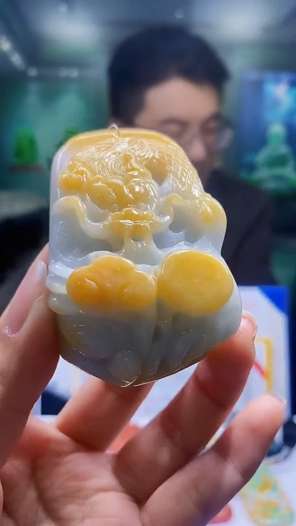 未镶嵌定制翡翠KK翡翠毛货吊坠-1