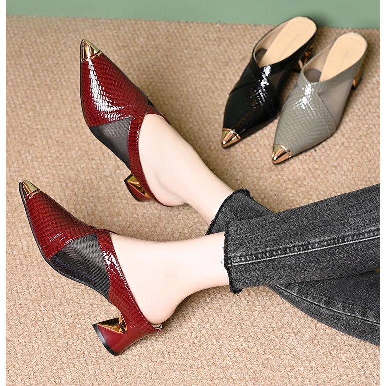 舒适包头凉拖鞋女2025夏季新款粗跟外穿百搭时尚漆皮气质网纱女鞋