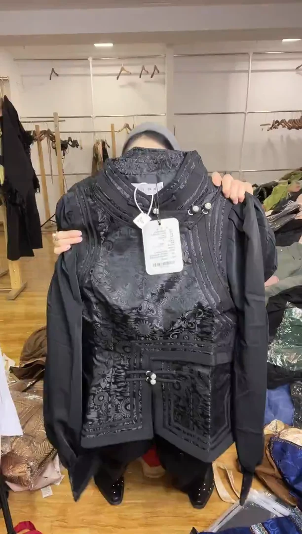 纱袖马甲       M码       80-105斤