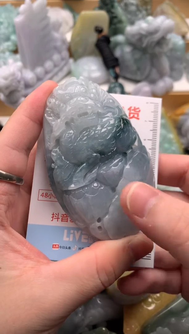 吊坠(不含链)未镶嵌翡翠1