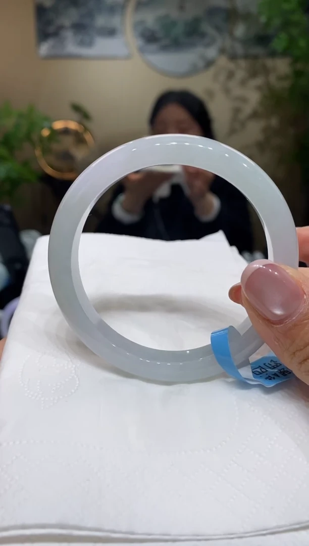 【闪购商品】翡翠手镯未镶嵌翡翠