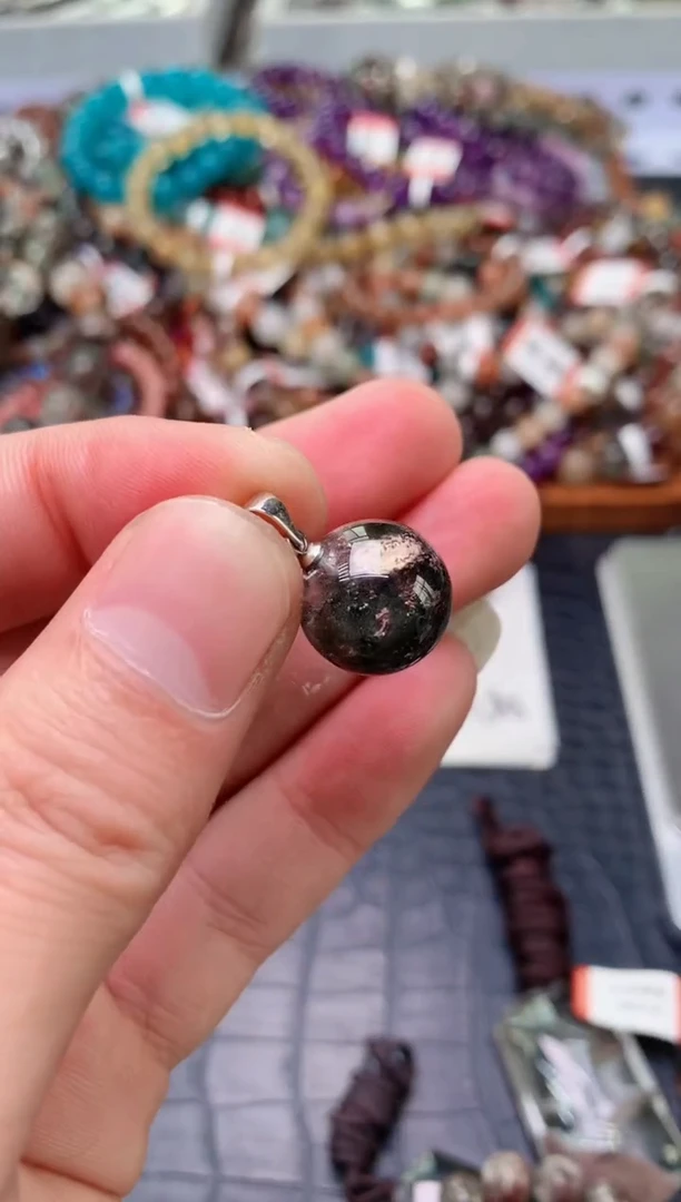 未镶嵌吊坠(赠链)水晶20