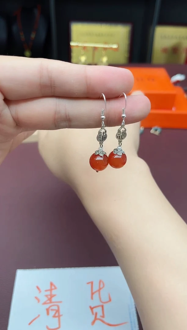 玛瑙/玉髓耳饰银S925镶嵌230000