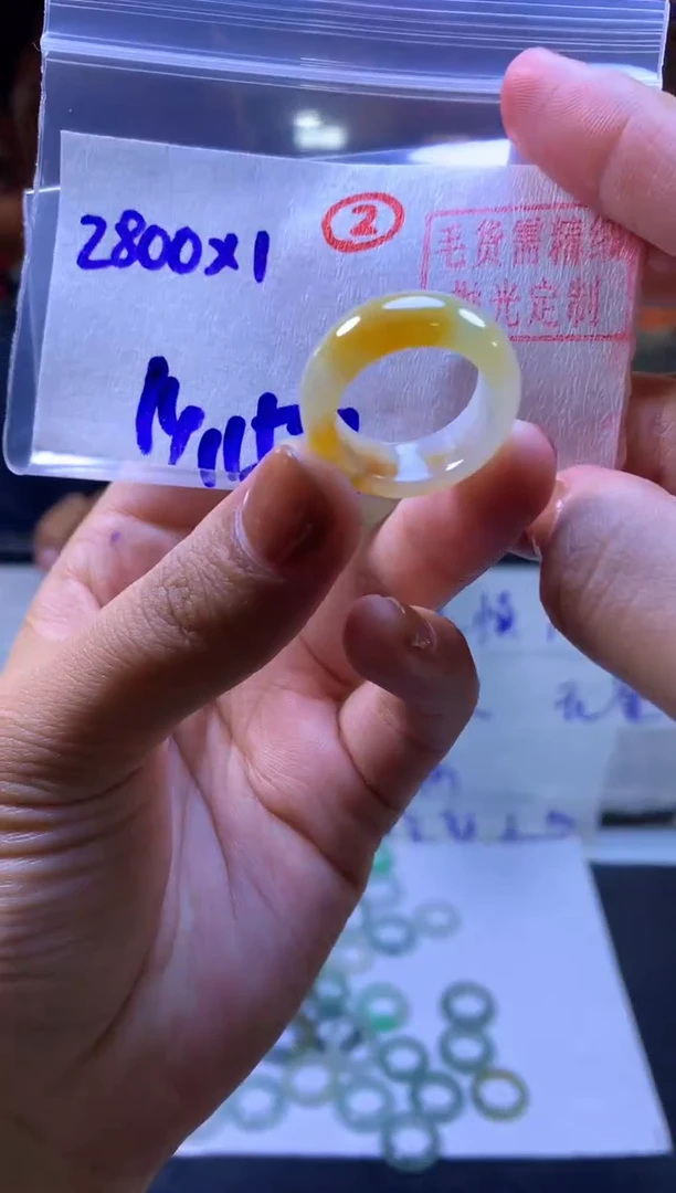 【闪购商品】定制翡翠未镶嵌戒圈#2800元-毛货需精细抛光