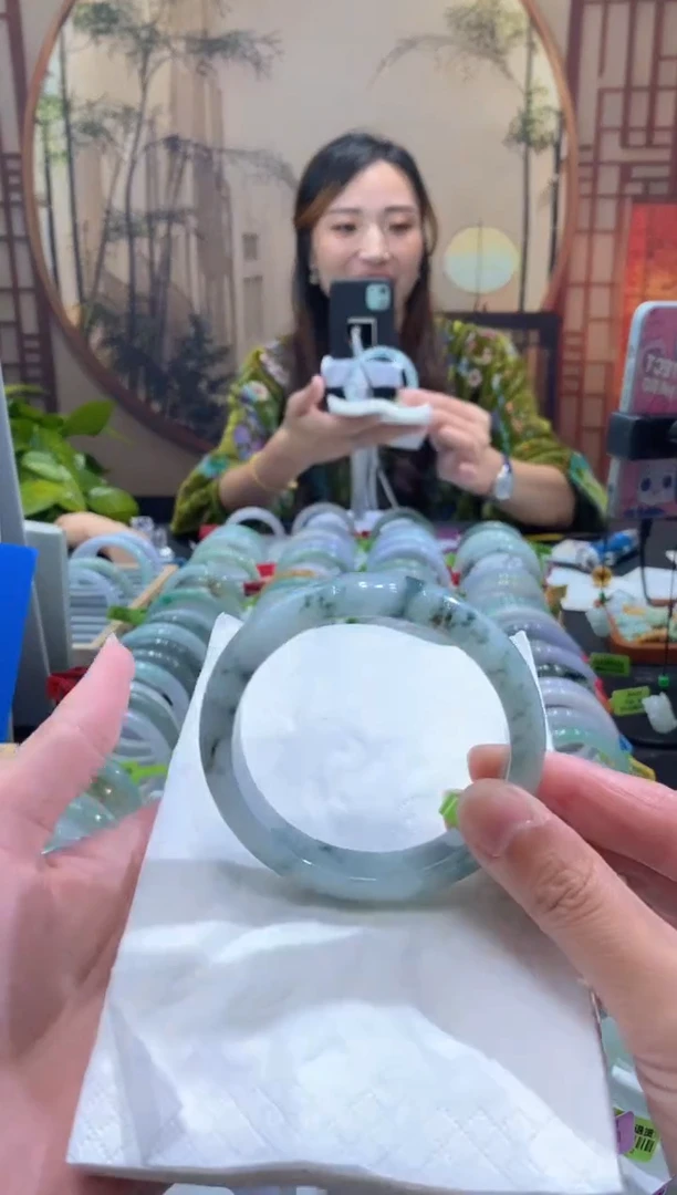 未镶嵌手镯翡翠000057515