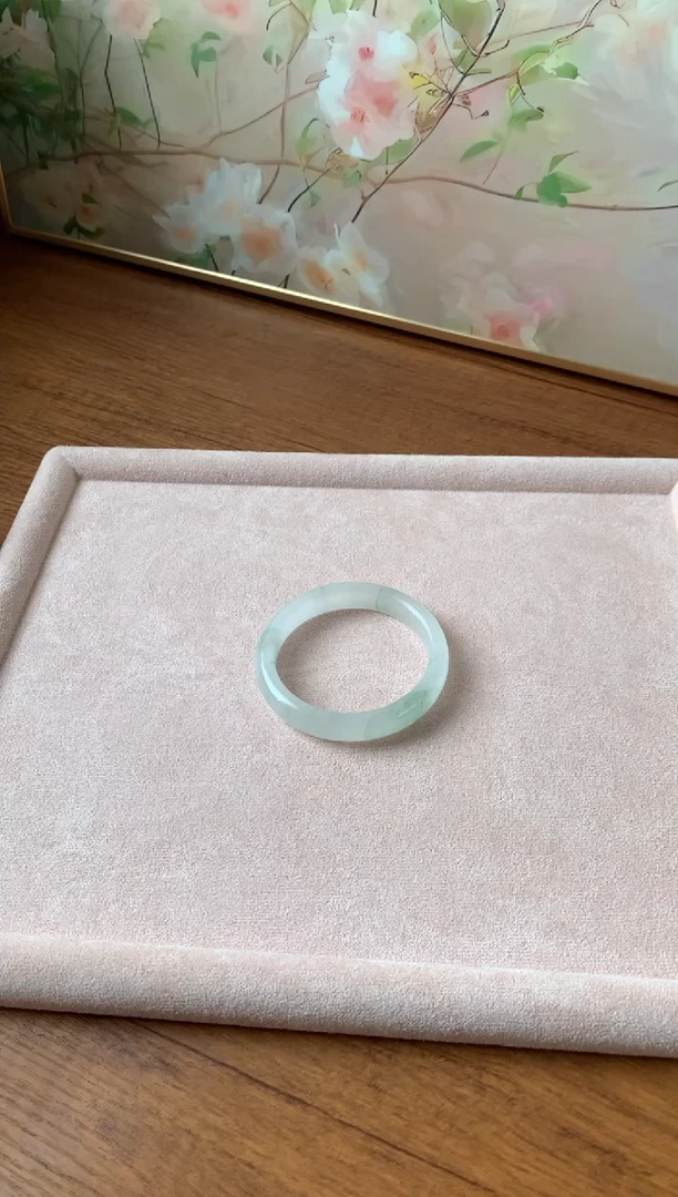 未镶嵌手镯石英岩玉闹****?8