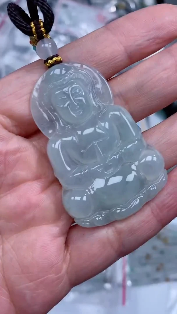 颈饰未镶嵌翡翠吊坠