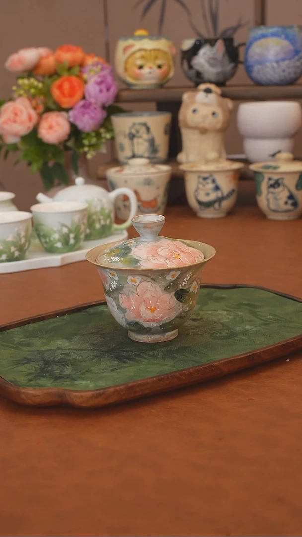 是泥吖 牡丹花盖碗