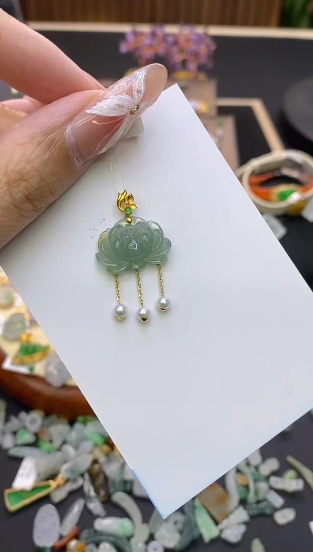 【闪购商品】翡翠颈饰18K金镶嵌净货16245