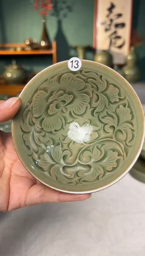 瓷片纯手工内刻牡丹斗笠盏13号