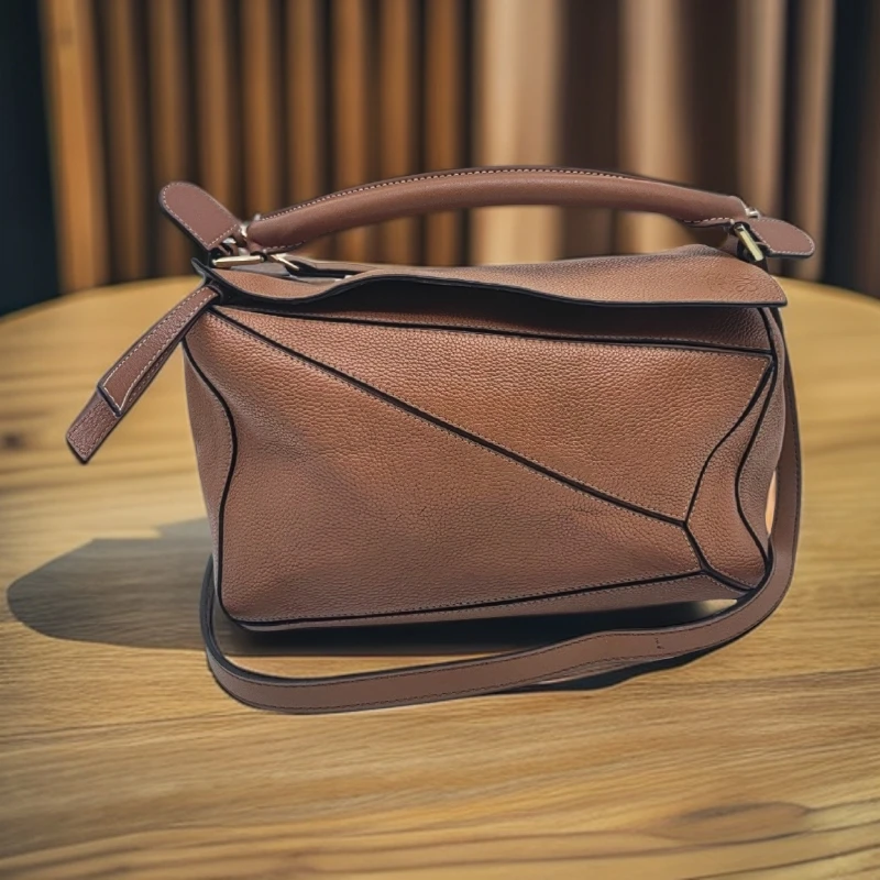 95新 LOEWE/罗意威  棕色puzzle单肩包   1781 6900