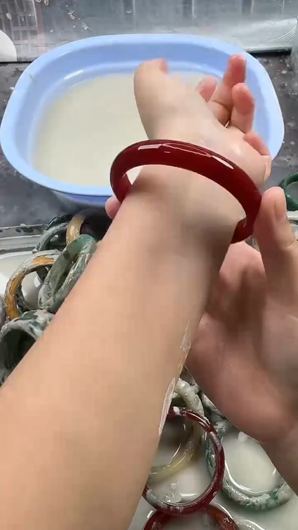 未镶嵌手镯石英质玉12 6566