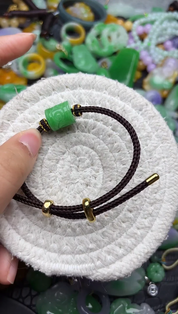 颈饰未镶嵌翡翠缅甸翡翠吊坠