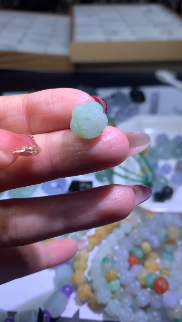 【闪购商品】定制翡翠未镶嵌毛货